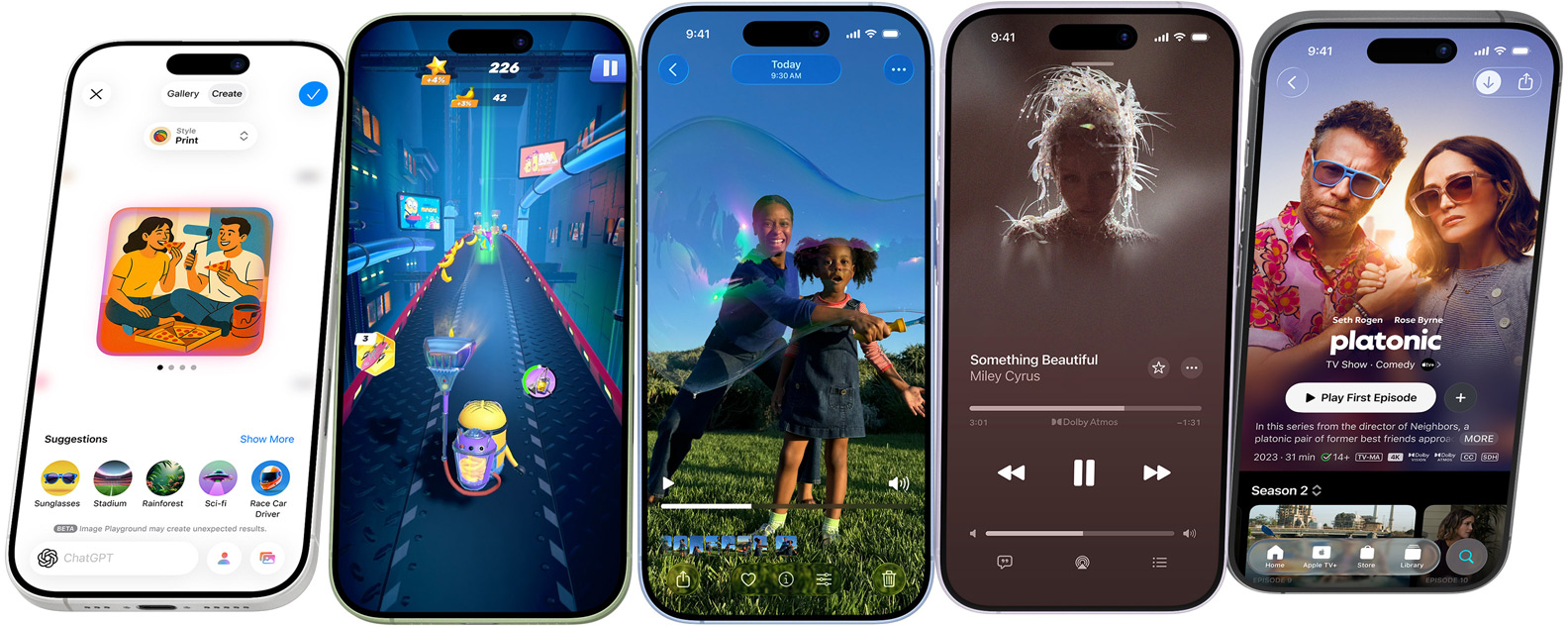 iPhone 17 ‑laitteet pyörivässä liikkeessä, pysähtyvät iPhonen ominaisuuksia esitteleville näytöille