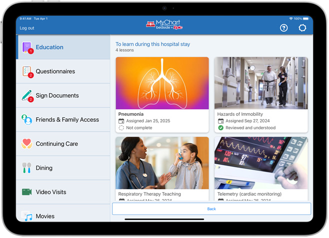 برنامج يعرض تطبيق Epic&nbsp;MyChart&nbsp;Bedside