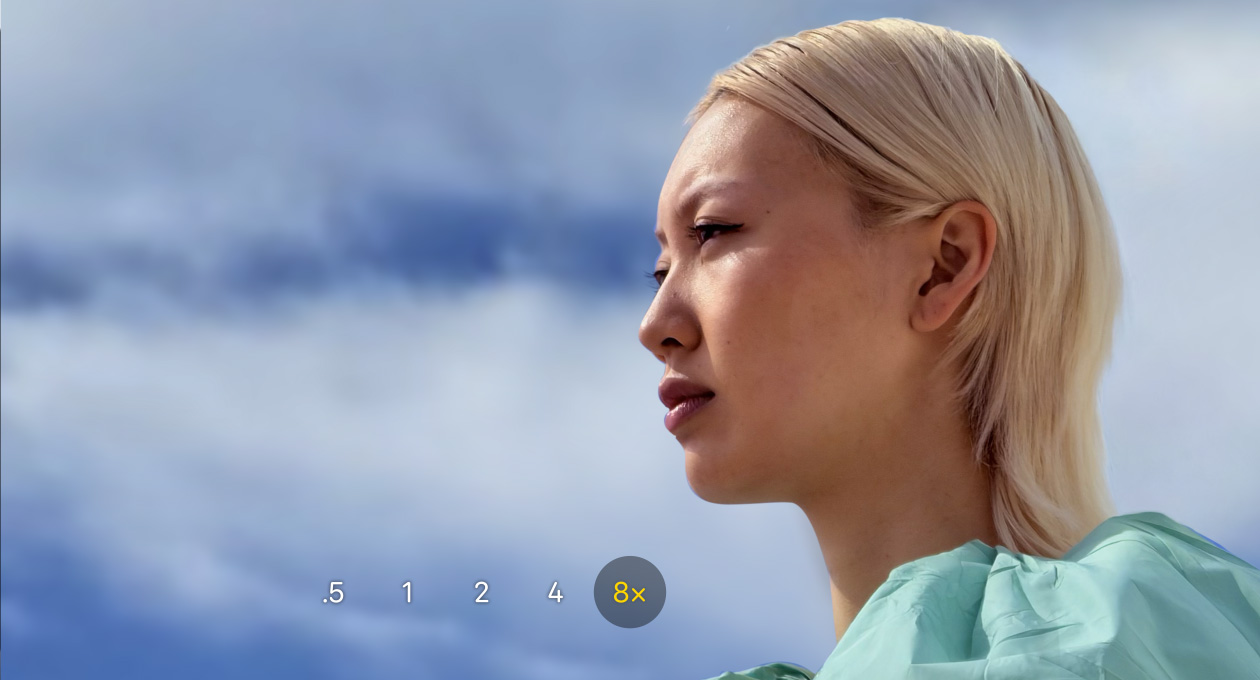 „iPhone 17 Pro“ kameros programa, optinis priartinimas 0,5 x, 1 x, 2 x, 4 x ir 8 x, parinktas nustatymas 8 x