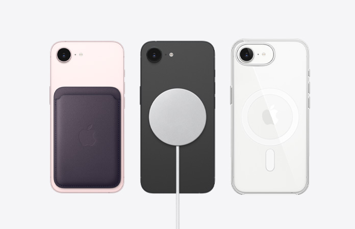 iPhone 17e, parte posterior, color rosa pálido, billetera de FineWoven con MagSafe acoplado, iPhone 17e, parte posterior, color negro, cargador MagSafe acoplado, iPhone 17e, parte posterior, color blanco, estuche transparente con MagSafe acoplado