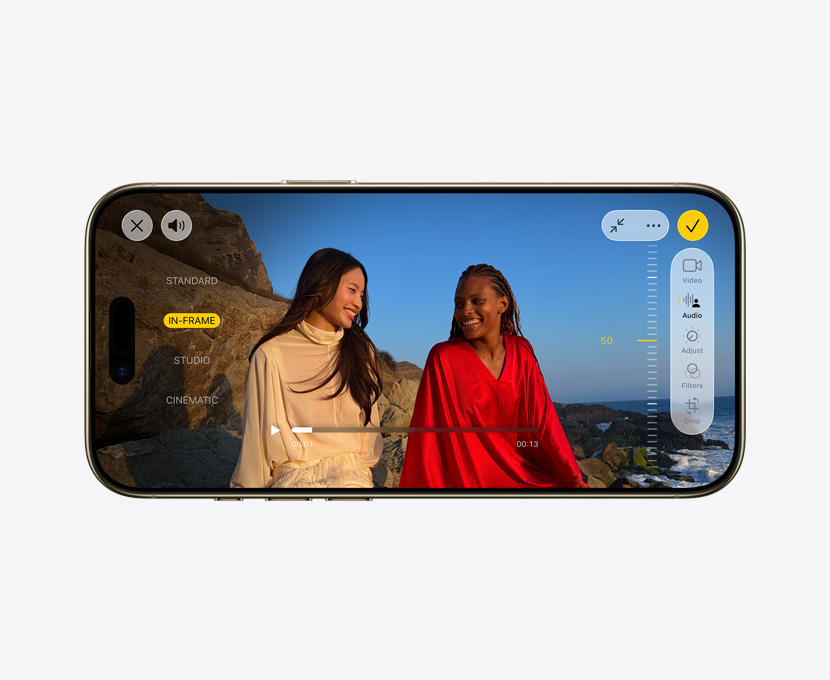 Vista frontal do iPhone Air, vídeo Pro com a funcionalidade Mistura de áudio em utilização