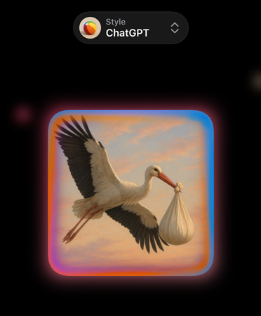 En Genmoji-skjerm viser et bilde av en fotorealistisk stork med en bylt i nebbet samt alternativer for spesialtilpassede bildestiler fra ChatGPT.